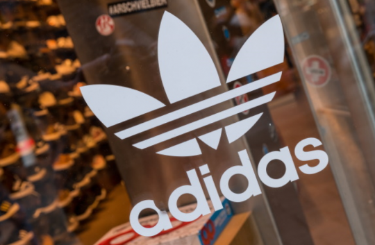 Adidas abandons robot factory vision