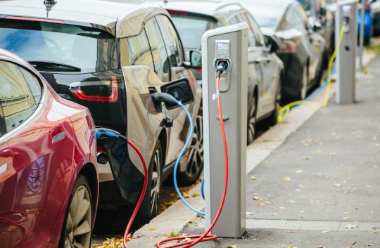 Few local authorities making progress towards electric vehicles, finds report